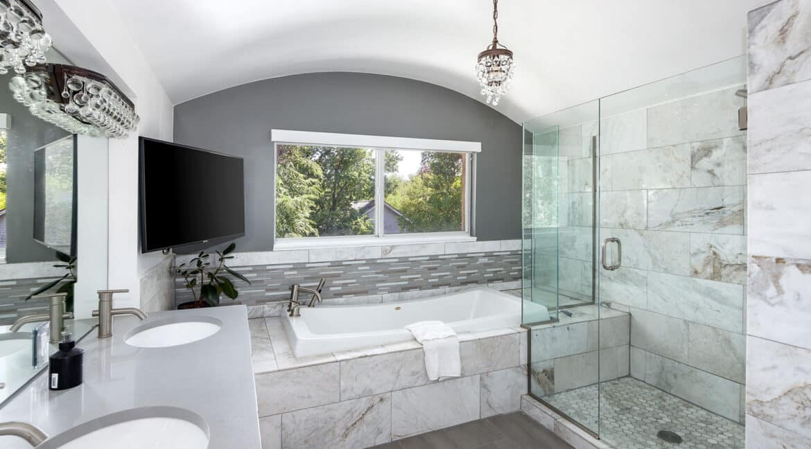 Primary-Bathroom_MLS