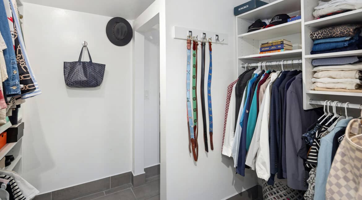 Primary-Closet_MLS