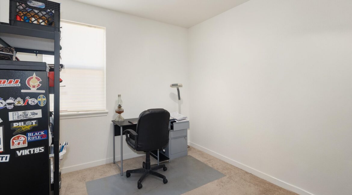 24-9127 Ellis Way_Jorgen (24)